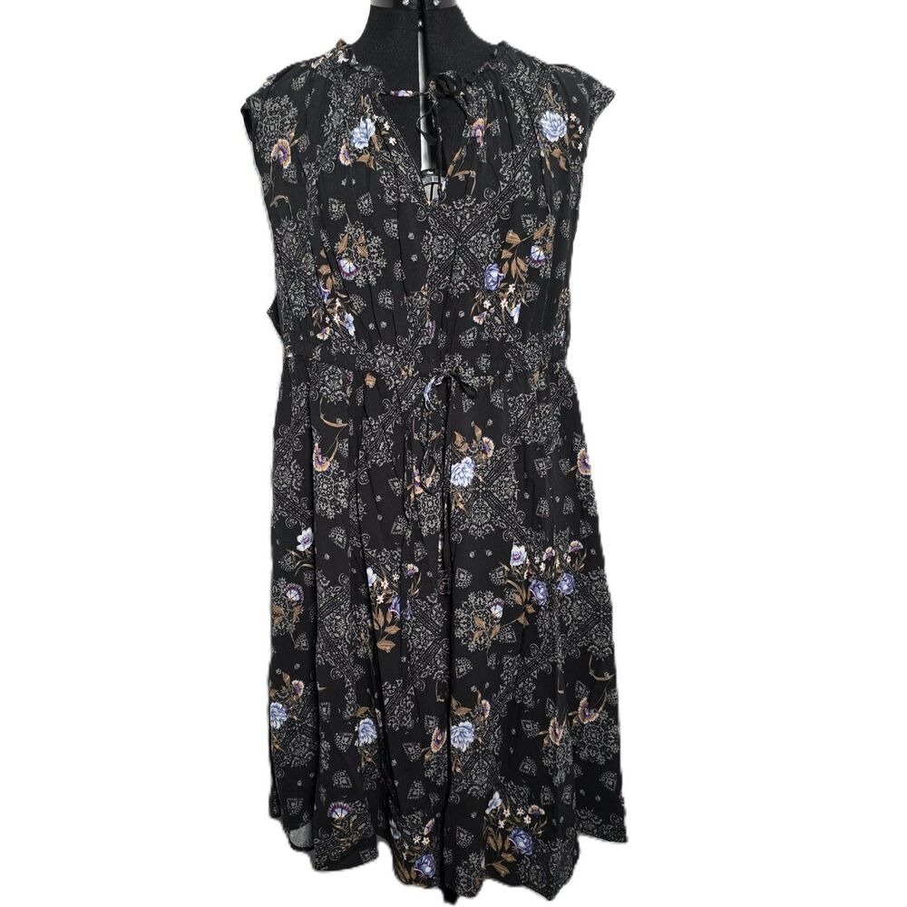 Torrid Skater Dress Women’s Size 3 Black Floral Tie Front